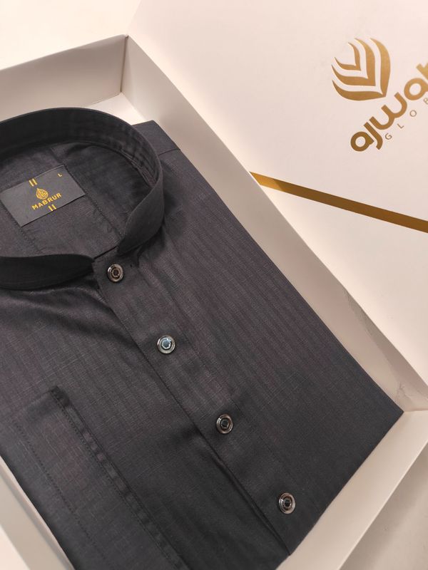 Minimal classic design with elegant buttons