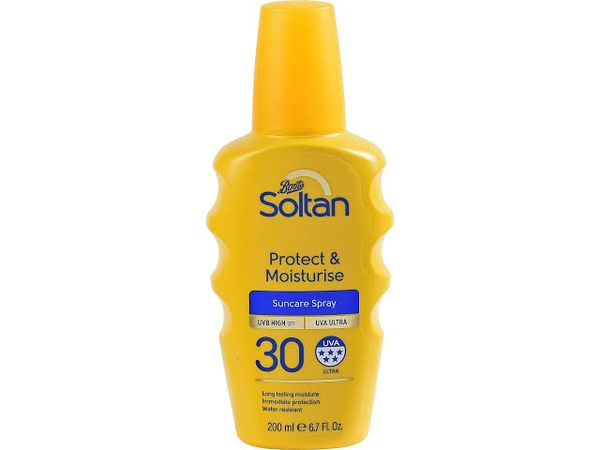Soltan Protect & Moisturise Spray SPF30 200ml