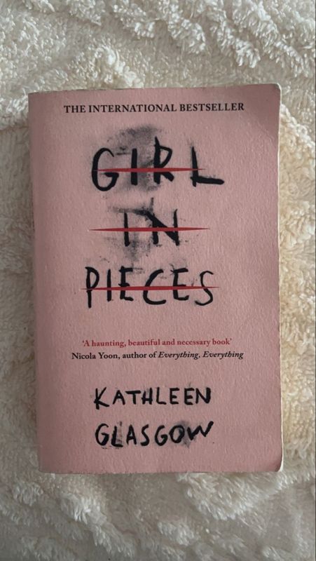 Girl in Pieces by Kathleen Glasgow