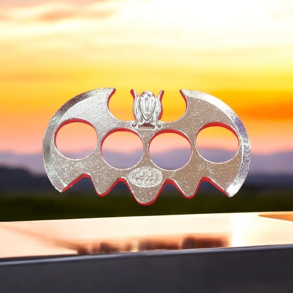 BATMAN Dark Knight High Quality Arrival EDC Brass Knuckles Ring Alloy Knuckles Tactical Survival Multi-Functional Self Defense Tool Knife Blade Paper Weight