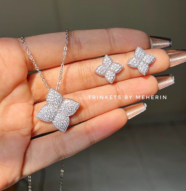 HIGH QUALITY ZIRCON SET
