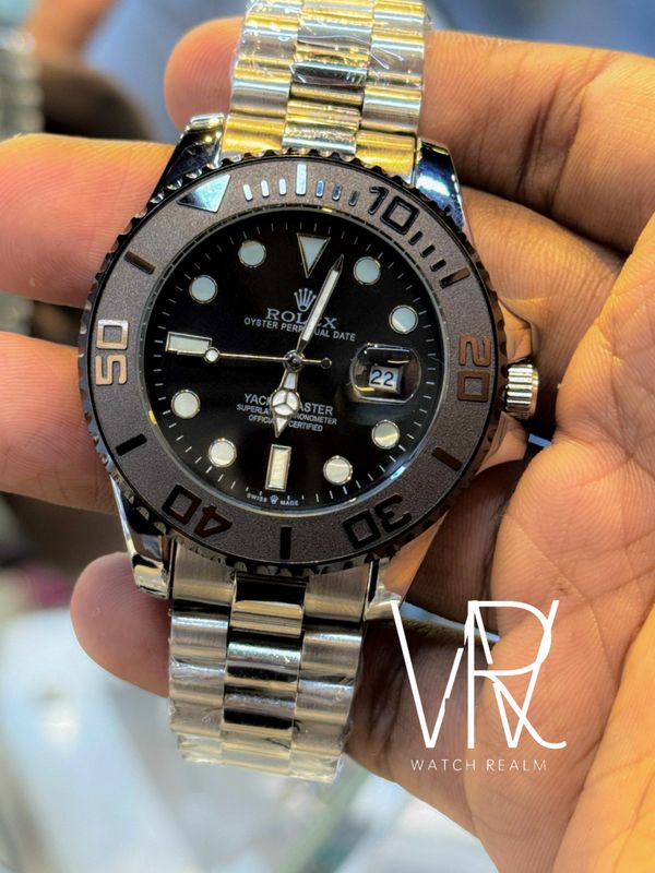 ROLEX YACHTMASTER SILVER CHAIN BLACK DIAL
