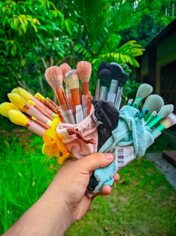🔥Fix 13 Pcs Brush Set With Bag✨