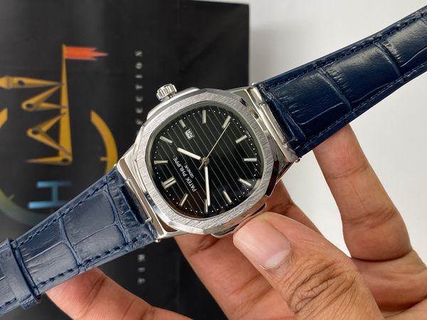 Patek Philippe Nautilus Quartz Belt Edition
