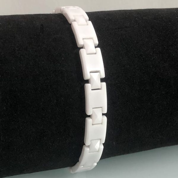 Men\'s Ceramic Bracelet High-tech Blue Ceramic Bracelet with Hematites and Magnets Inlay China Manufacturer