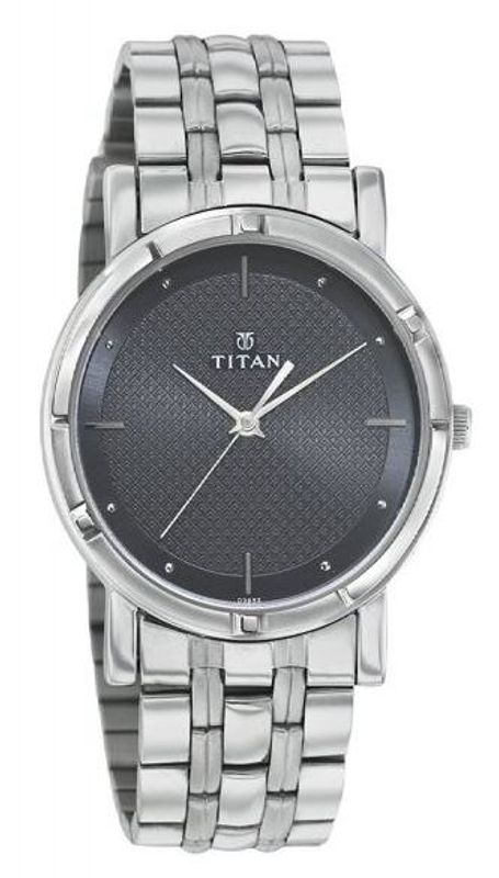 Titan Karishma Analog Black Dial Men’s Watch – 1639SM02
