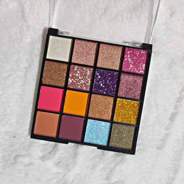 16 Color Eyeshadow Palate Available in stock Inbox for order - Image 4