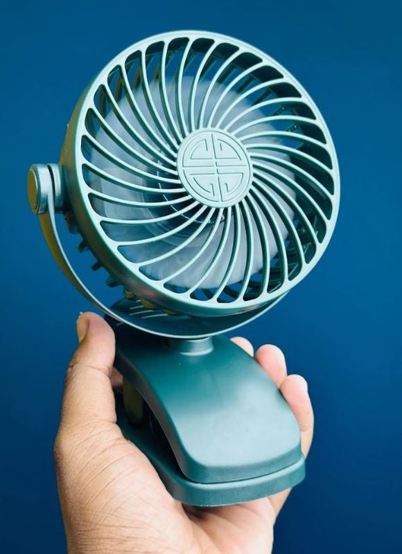 P8 USB Small Handheld Rechargeable Clip Fan – Green Color