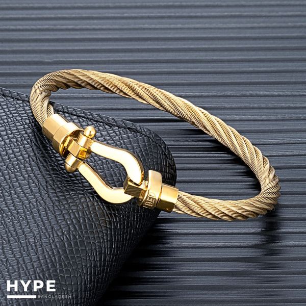 Horseshoe knot clasp bracelet for men