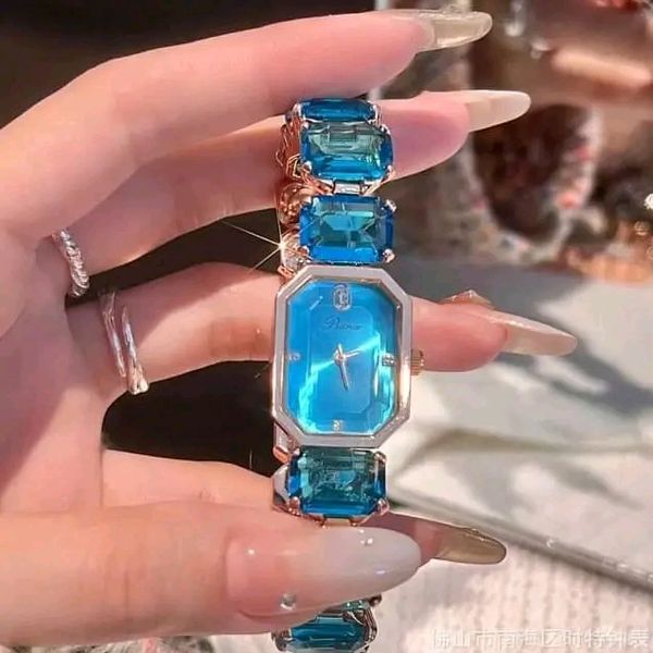 Crystel watch