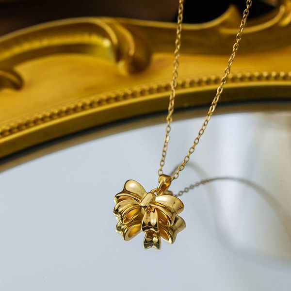 Bow locket 🎀