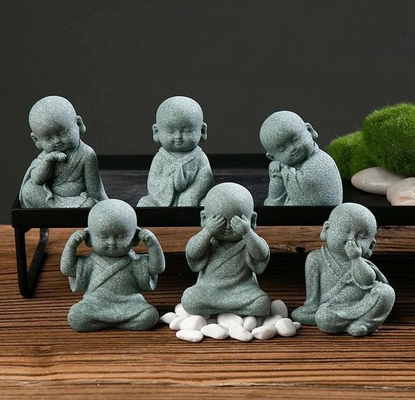 Mini Monk Set