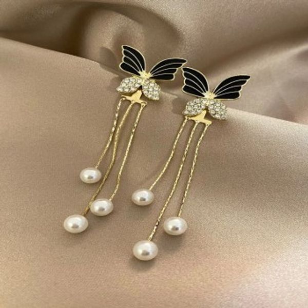 Cubic Zirconia Decor Butterfly & Faux Pearl Drop Earrin