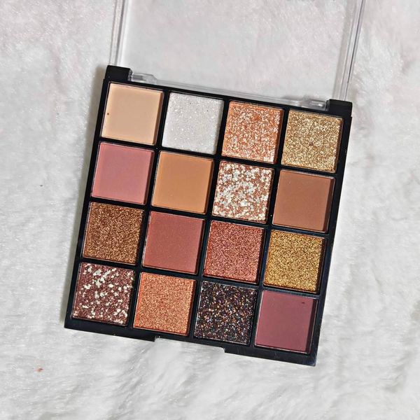 16 Color Eyeshadow Palate Available in stock Inbox for order - Image 2