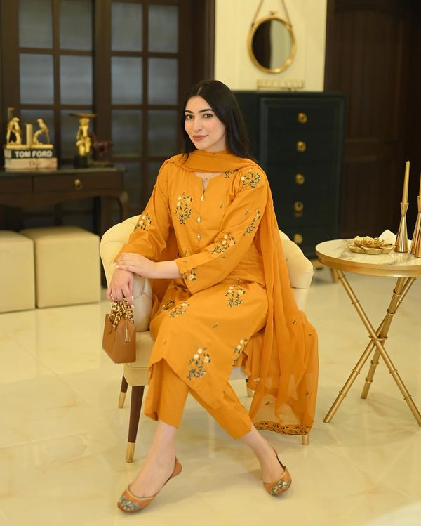 Stitched 3-Piece