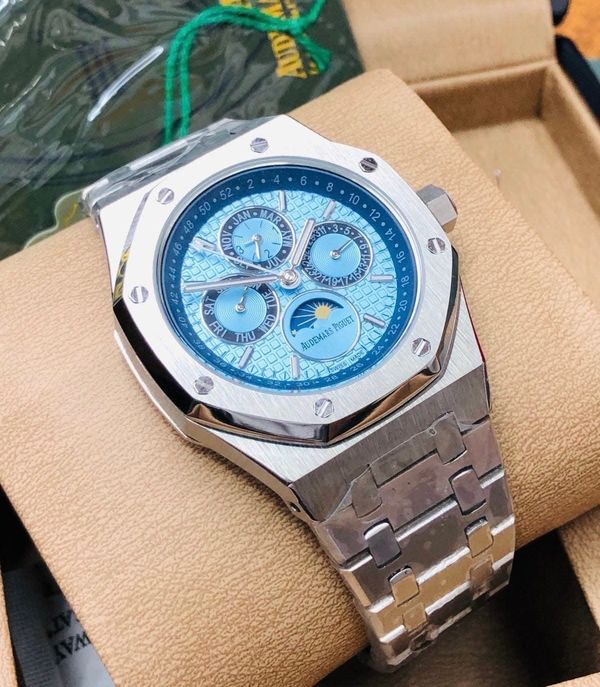 Audemars Piguet Royal Oak calendar sky blue dial