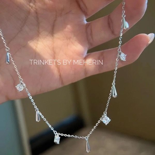 MOST GORGEOUS NECKPIECE