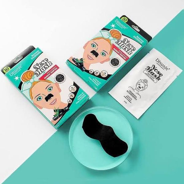 Disunie Alpha Arbutin Bamboo & Charcoal Black Head Removal Nose Patch