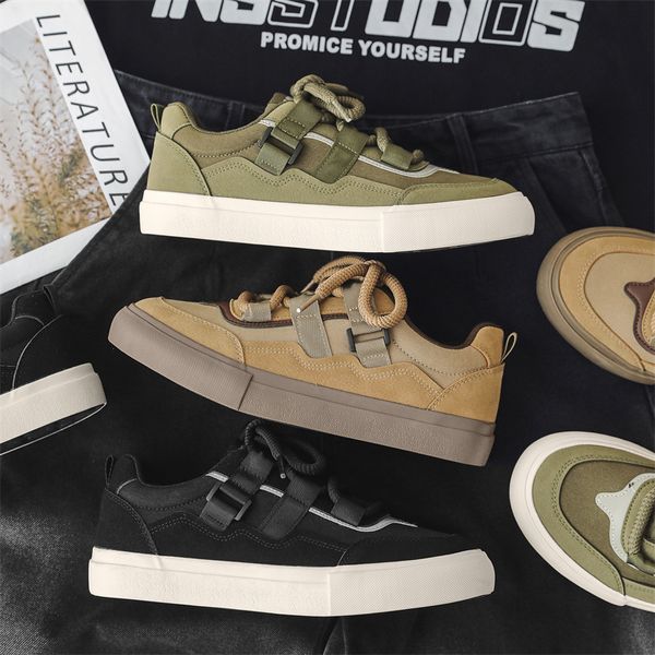 Men's Casual Sneakers