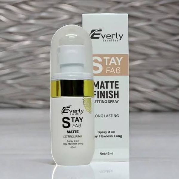 Everly Stay Fab Matte Setting Spray