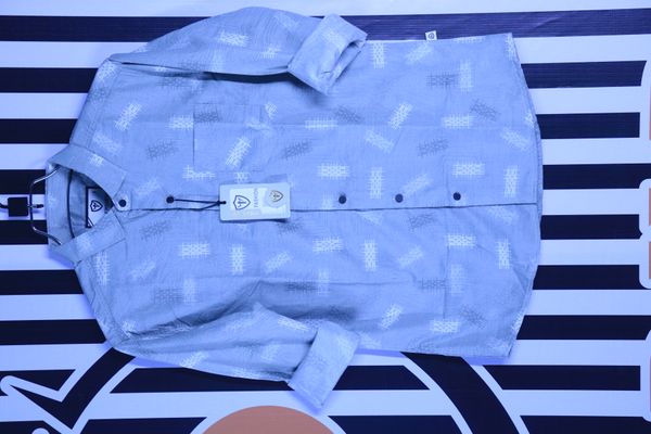 Grid Pattern Button-Up Shirt