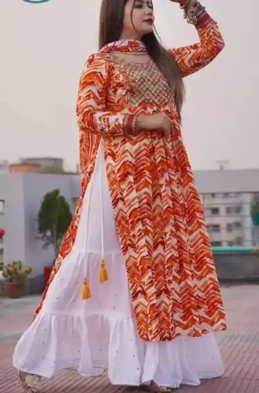 নায়রা কাট থ্রি পিস সালোয়ার কামিজ সেট – কটন কামিজ, গলা কম্পিউটার কাজ এবং কটন সালোয়ার ও ওড়না সহ