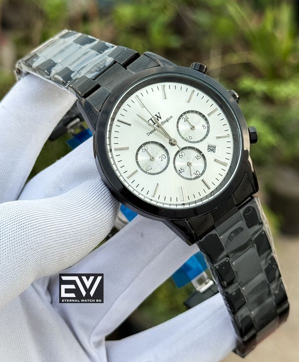 DW  WHITE DIAL BLACK CHAIN