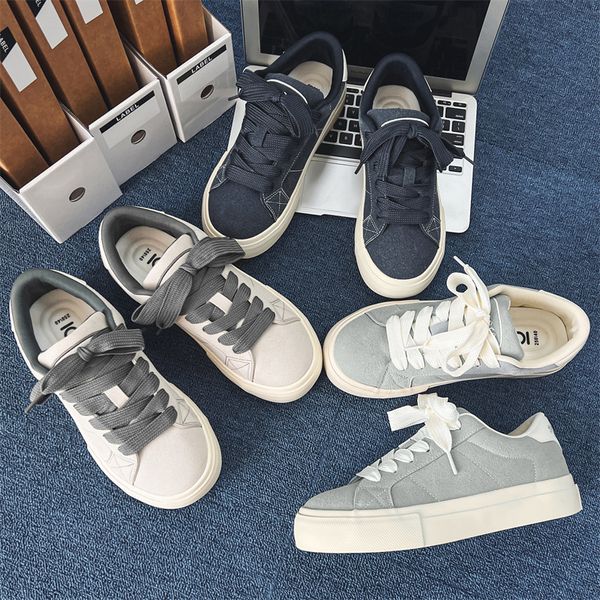 Men's Casual Sneakers