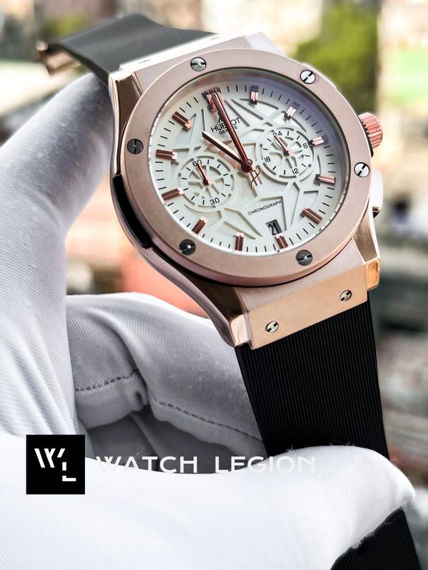 HUBLOT BELT SPIDER WHITE DIAL ROSE GOLD CASE BLACK BELT
