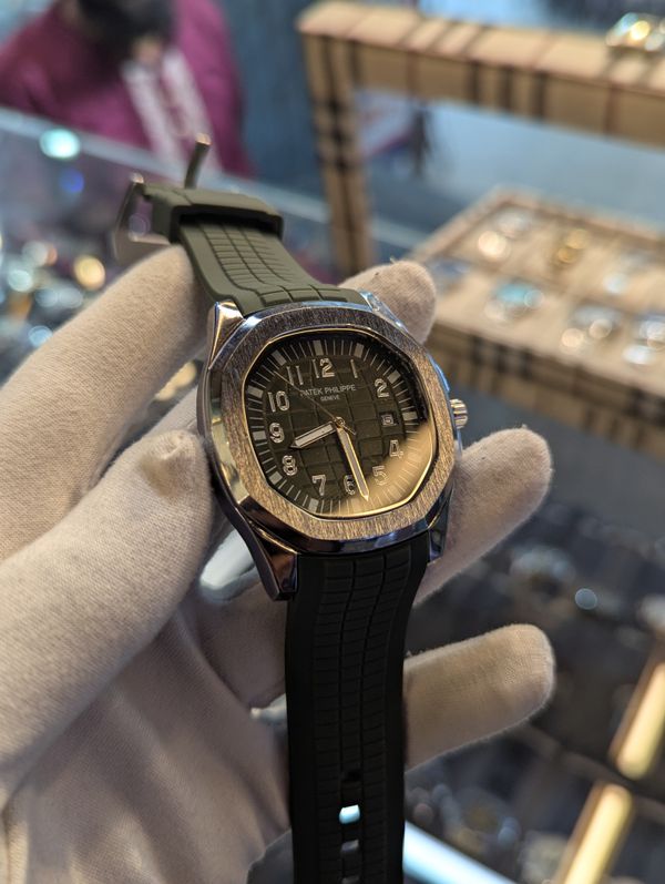patek aquanaut non chrono green silver