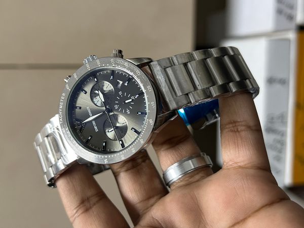 ARMANI CH MATT SILVER DIAL GREY