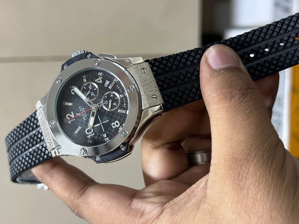 HUBLOT BB SILVER CASE BLACK BELT