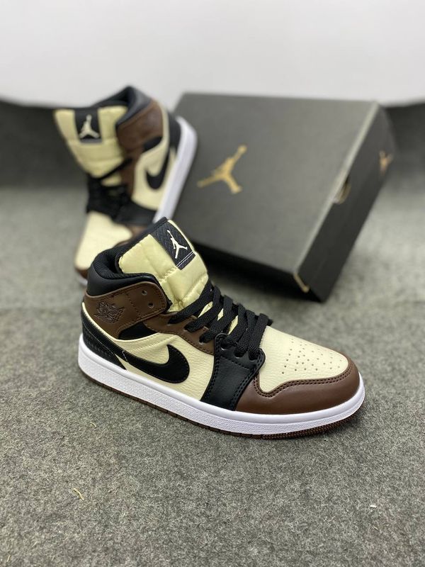 Air Jordan 1 Mid SE “Paris YMCA”