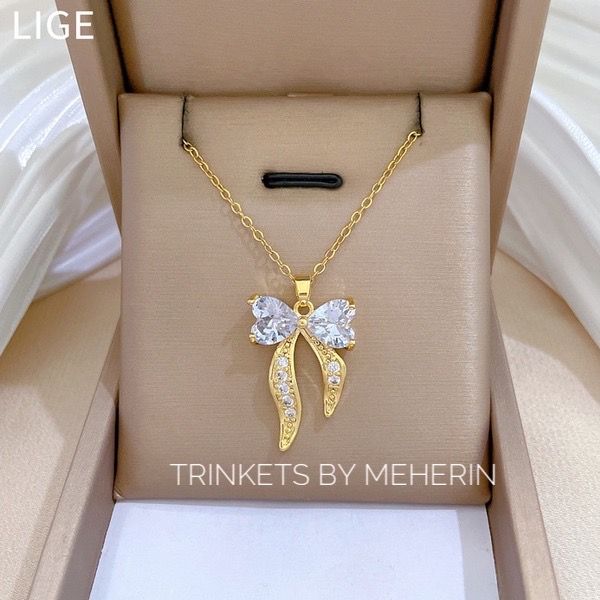 Bow pendant High quality