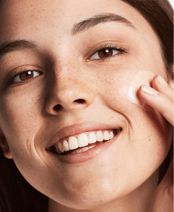 Clinique Dramatically Different™ Moisturizing Gel, 125ml - Image 2