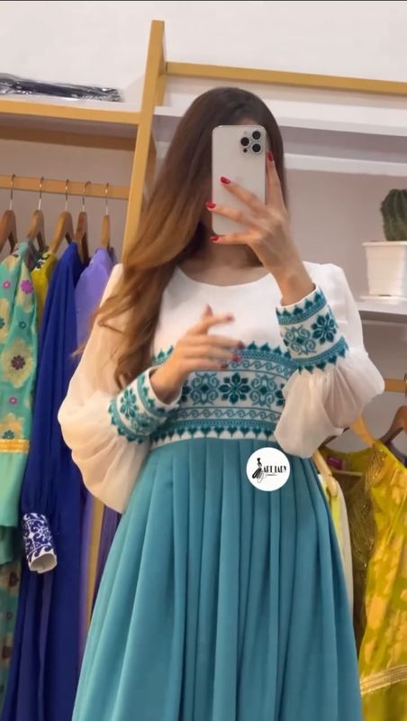 Georgette Gwan One Piece - Image 2