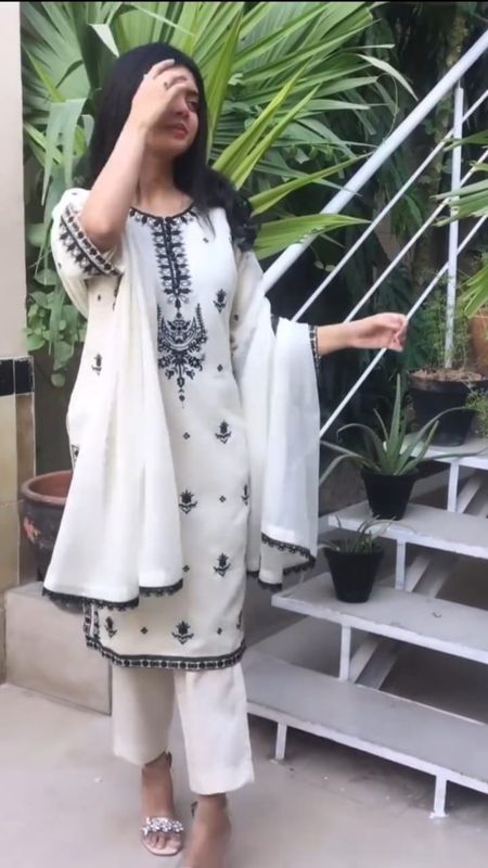 White Georgette Three Piece Set - Image 3