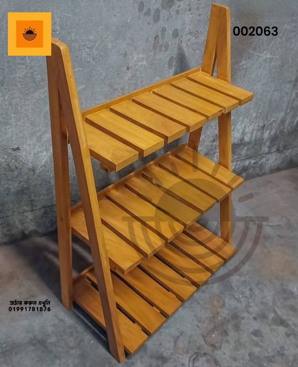 Three layer organiser. 63