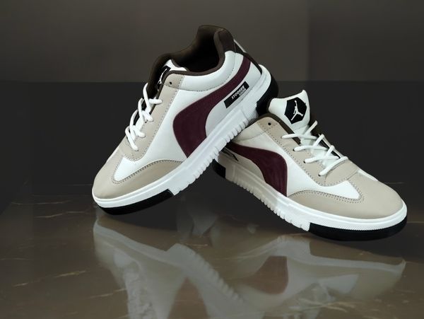 Premium Quality Sneakers (ADS-25)