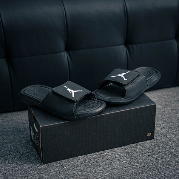 Jordan Hydro 4 slides (1:1)