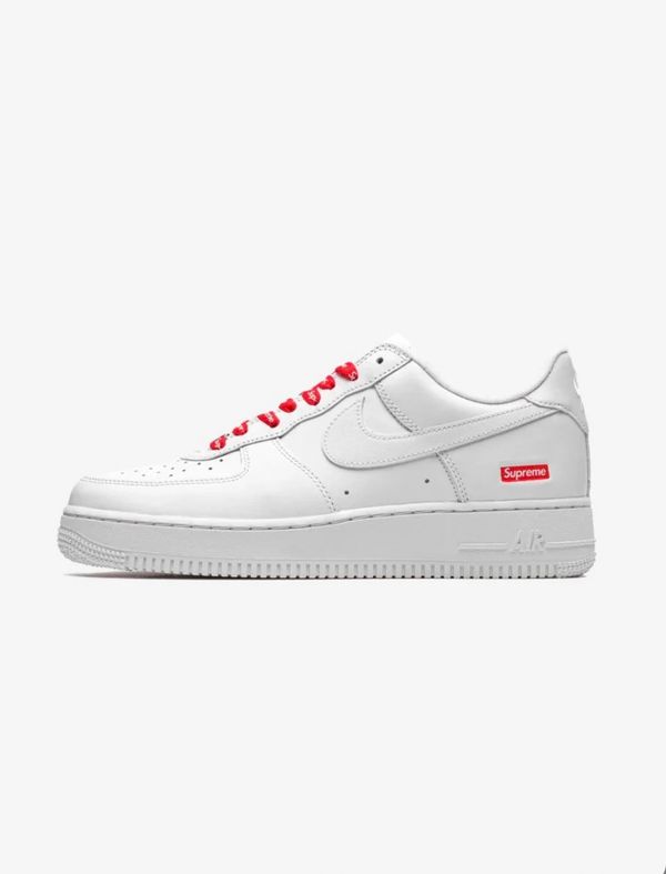 NIKE AIR FORCE 1 x LOW SUPREME WHITE