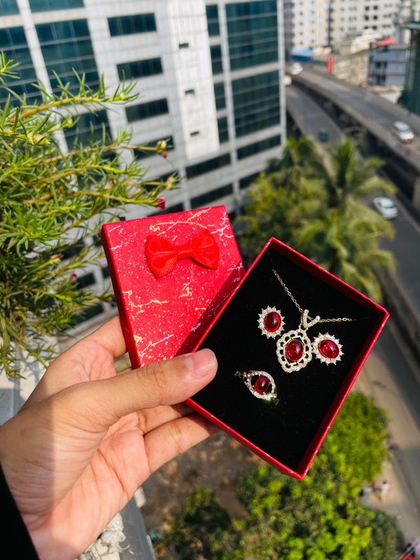 Red Jewellery set