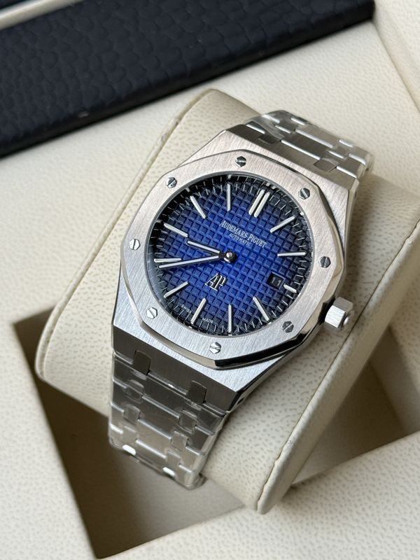 AP ROYAL OAK - Smoked Blue Dial