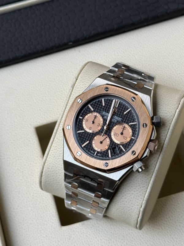 AP ROYAL OAK - Chronograph Twotone Black Dial