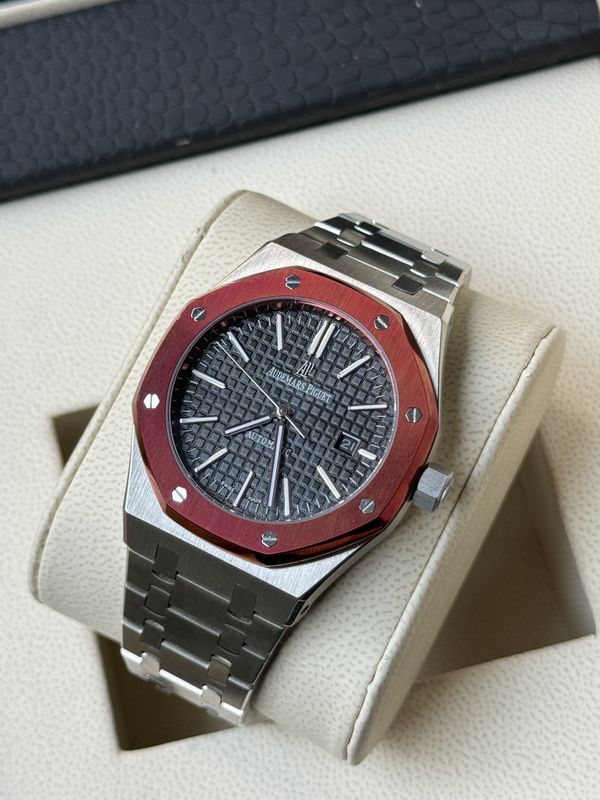 AP ROYAL OAK - Black Dial RB