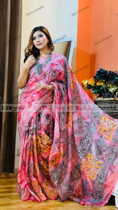 সিল্ক মোমবাটিক শাড়ি