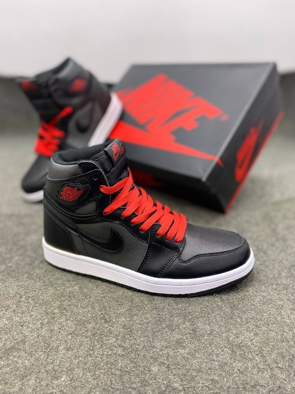 AIR JORDAN 1 RETRO "BLACK GYM RED"