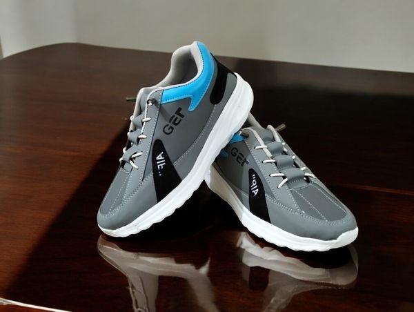 Premium Quality Sneaker(ADS-21)