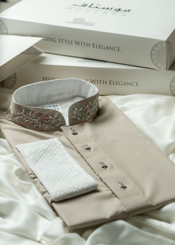 AZLAAN - BEIGE CREAM X ZARDOSI - Image 4