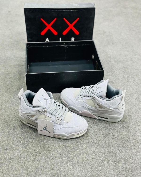 Air Jordan 4 KAWS Retro (1:1)